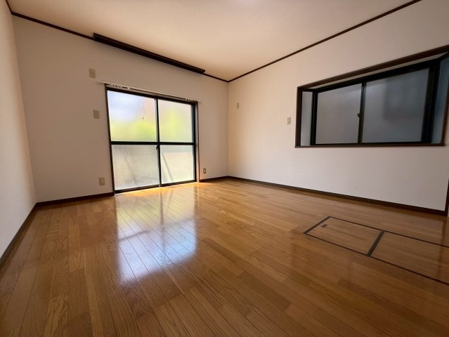 高槻市緑町貸家の内装