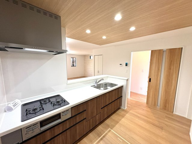 グラファーレ四街道市鹿渡５期のキッチン