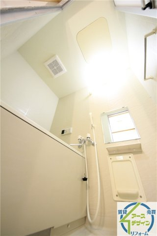 ソレアードⅢの浴室|※類似部屋