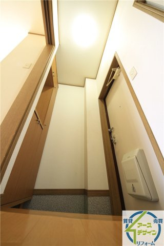 ソレアードⅢの玄関|※類似部屋