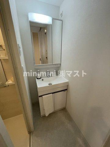 メトローサキョウマチボリの洗面所|※別号室参考写真