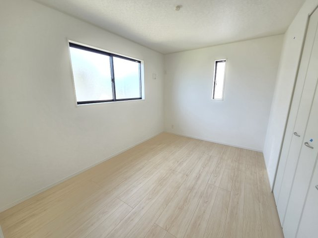 新築　太田市新田上江田町第1　クレイドルガーデン　１号棟の洋室|太田市新田上江田町第1　クレイドルガーデン