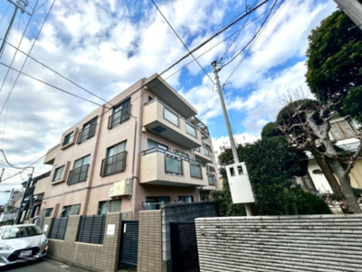 【外観】 | リバティーハイツ星が丘 | 外観はマンション管理がされているかの目安になります。築年数が古いと、壁面は劣化してひび割れが生じることも！建物が古びていても細かいところが修繕されていると、きちんと管理されているなぁと感じるでしょう。