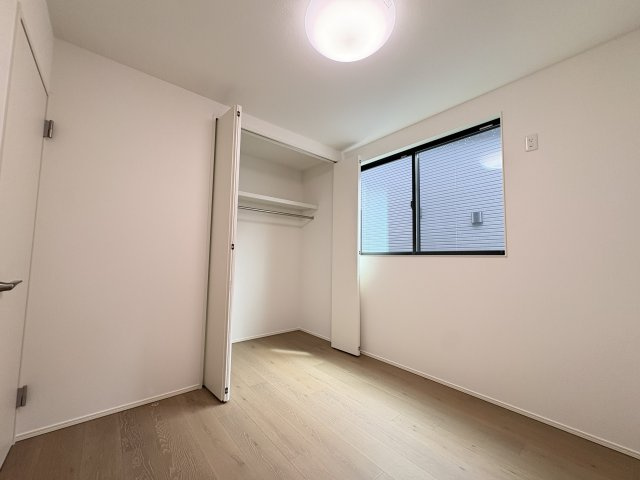 ＼新築モデルハウス／　好評販売中！　浜松市中央区楊子町１期　全１邸の洋室|2階洋室です。