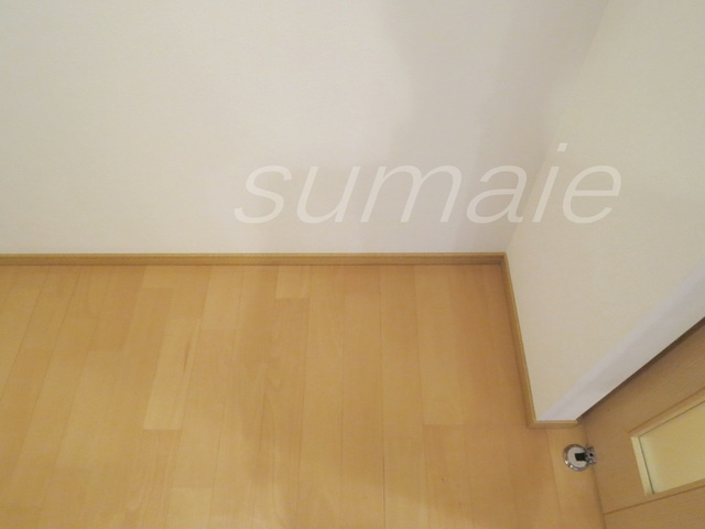 ロイヤルパークスリバーサイドの内装|冷蔵庫置き場です★キッチンの脇にあります★