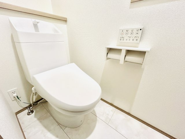 千葉市若葉区みつわ台1丁目　３棟【現地販売】のトイレ