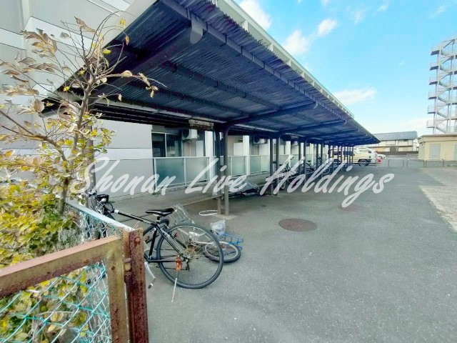 テレパレス横須賀のその他共用部分|駐輪場あり