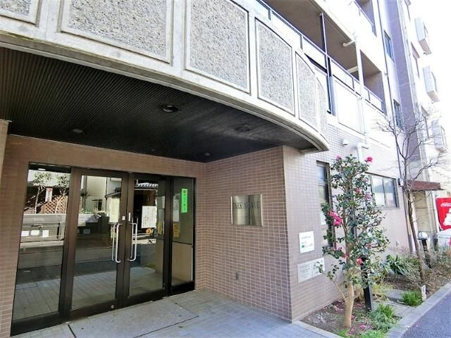 パークアベニューのエントランス