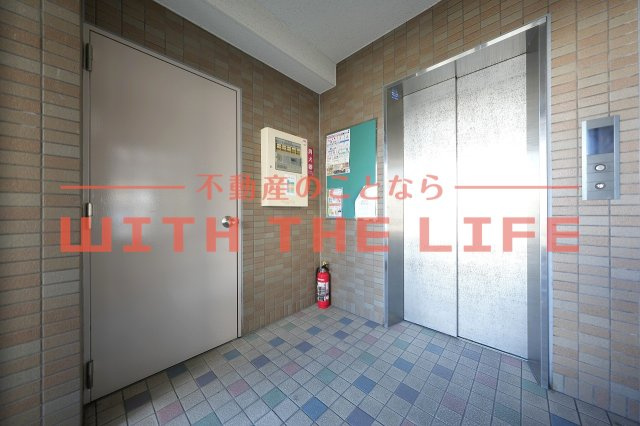 ローズガーデンⅡ【キャンペーン対象物件】のロビー|建物の内部です