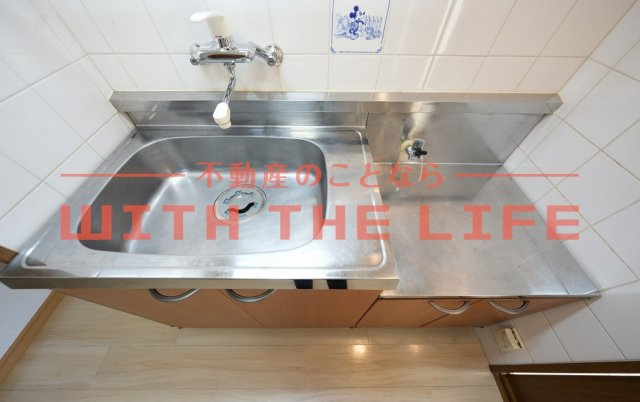 ローズガーデンⅡ【キャンペーン対象物件】のキッチン|キッチンでお料理をお楽しみください