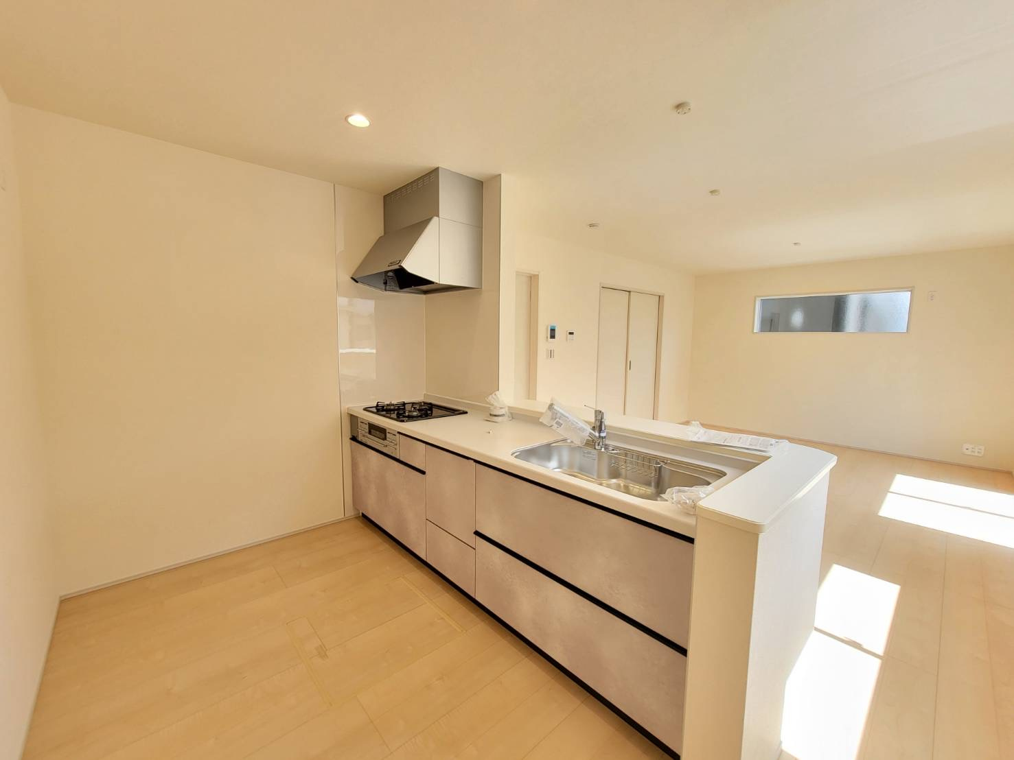 【LiveleGarden】宇都宮市岩曽町 第3 全2邸の区画図|〇早くもラスト1邸〇
JR宇都宮駅まで約4キロ