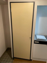 キッチン脇の収納