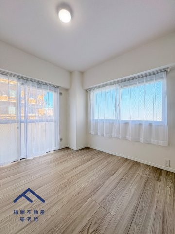 ライオンズマンション野間の洋室