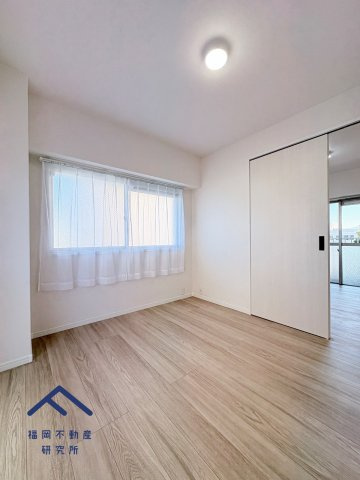 ライオンズマンション野間の洋室