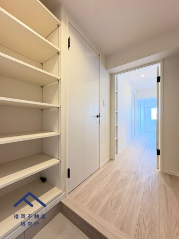 ライオンズマンション野間の玄関