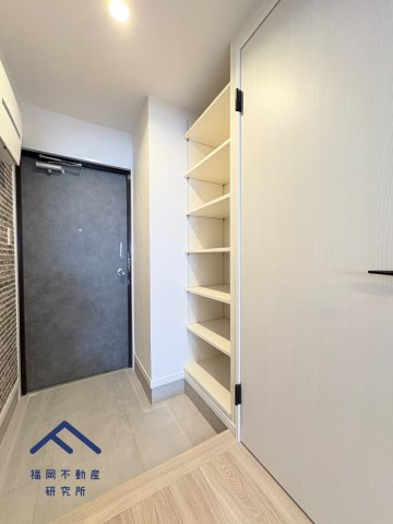 ライオンズマンション野間の玄関