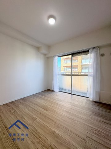 ライオンズマンション野間の洋室