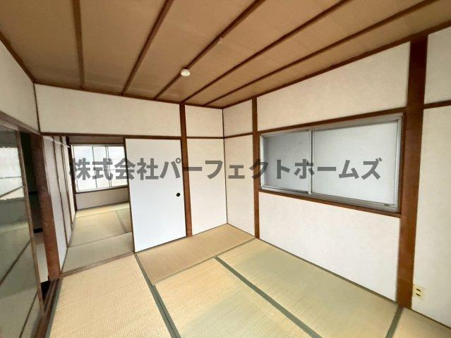 松丘町戸建　賃貸の和室|ゆったりとくつろげる和室です