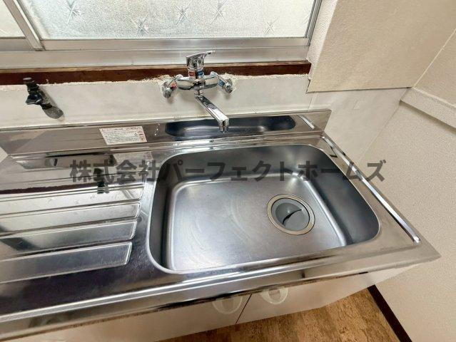 松丘町戸建　賃貸のキッチン|キッチンでお料理をお楽しみください