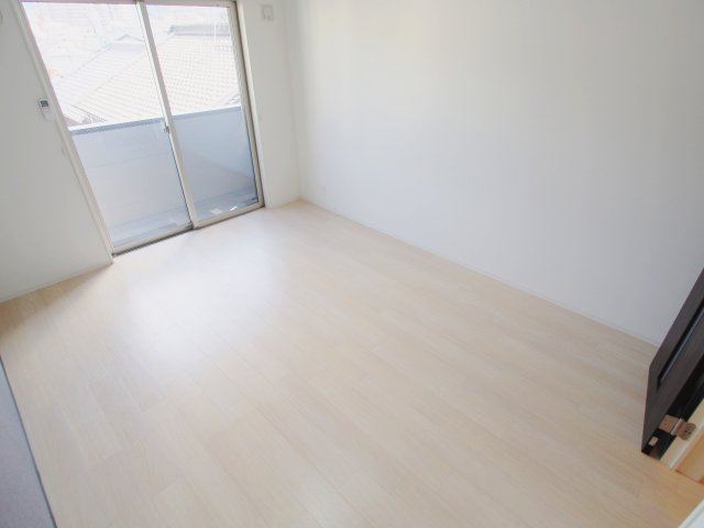 ＭＩＮＩＮＧ２番館の居間・リビング