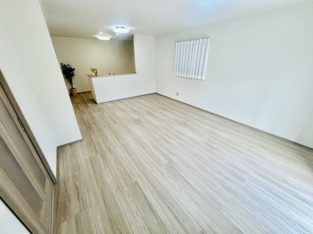 千葉市花見川区宮野木台４丁目２３３番の居間・リビング