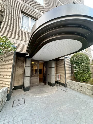 パーク・ハイム御影西平野のエントランス