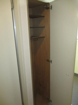 玄関横シューズボックス有り