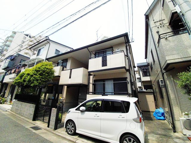 メゾン琵琶町の外観