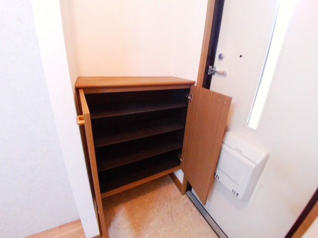 メゾン琵琶町の収納