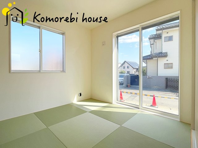 鴻巣市本町7丁目　新築一戸建て　ブルーミングガーデン　03の和室|きれいな和室です