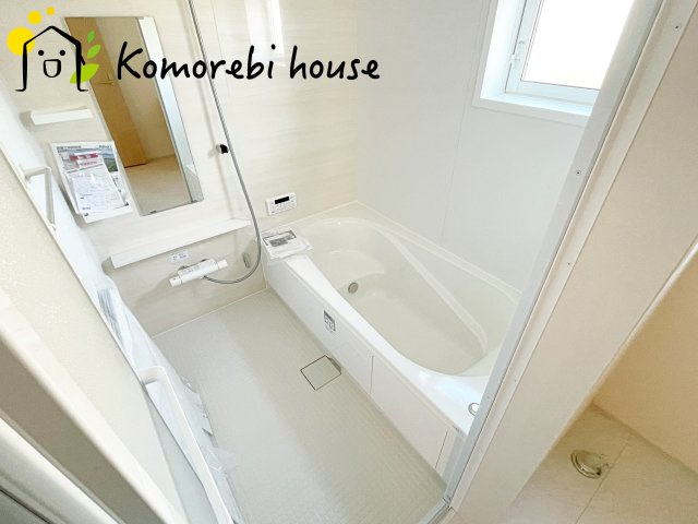 鴻巣市本町7丁目　新築一戸建て　ブルーミングガーデン　03の浴室|ゆったり過ごせるお風呂です