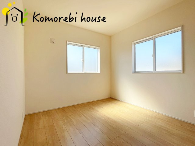 鴻巣市本町7丁目　新築一戸建て　ブルーミングガーデン　03の洋室|使い勝手のいい洋室です