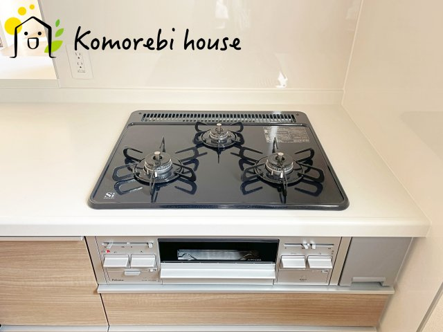 鴻巣市本町7丁目　新築一戸建て　ブルーミングガーデン　03のキッチン|きれいなキッチンです