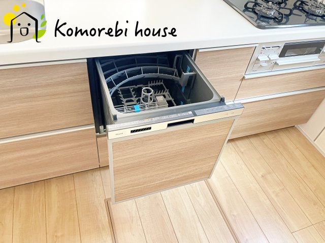鴻巣市本町7丁目　新築一戸建て　ブルーミングガーデン　03のキッチン|キッチンでお料理をお楽しみください