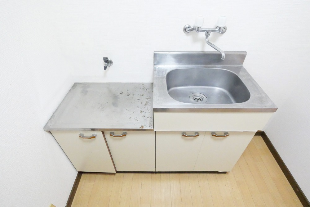 太宰府市朱雀１丁目のアパートのキッチン|別号数タイプ