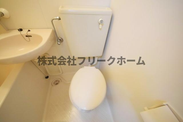 メゾンドール三鷹のトイレ