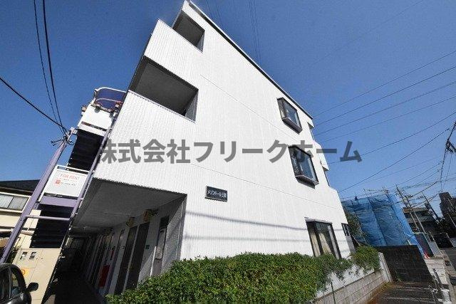 メゾンドール三鷹の外観