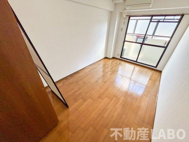 コスモコート大南の居間・リビング