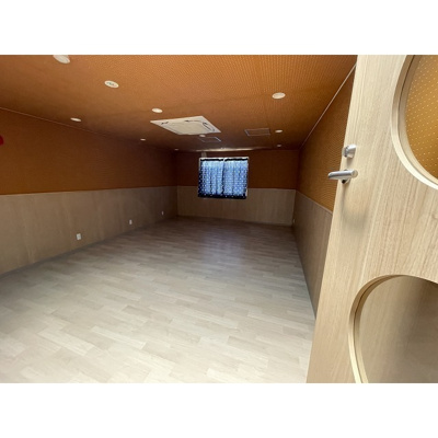 【内装】 | 狭山テナント | 明るい室内です