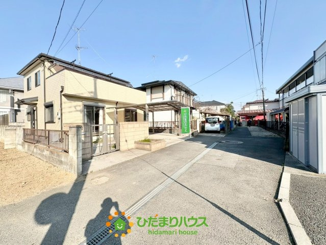 久喜市本町３丁目　中古一戸建ての前面道路含む現地写真|２０２６年２月２日撮影
