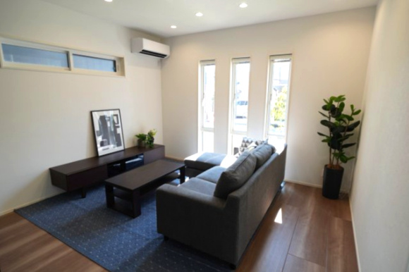 【居間・リビング】の画像