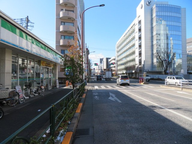 豊島区高田３丁目のビル