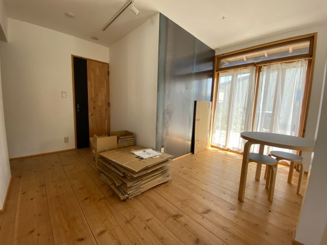 泉馬場店舗の内装