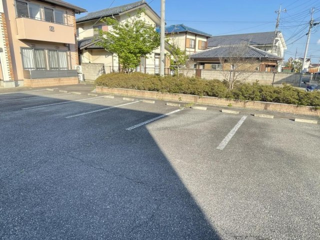 パナハイツヴィレッジBの駐車場