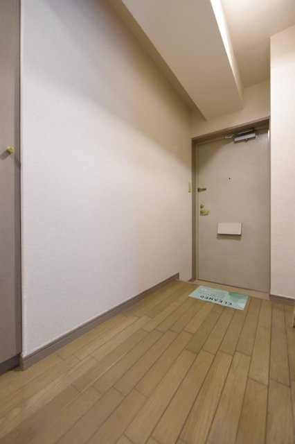 エヴェナール茗荷谷の内装|　※別室参考写真です。室内廊下
