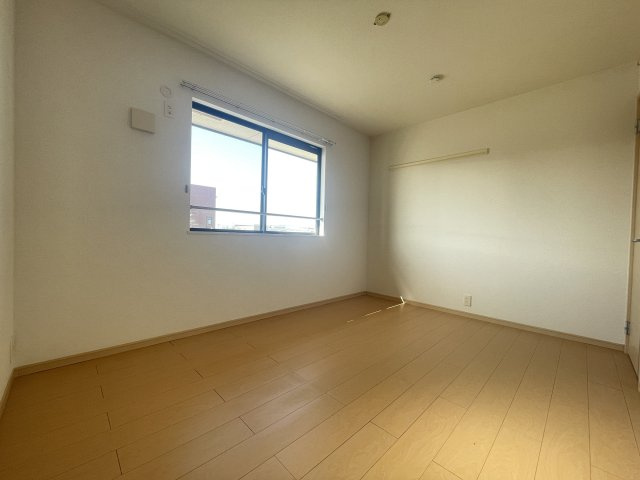 シュティル　鏡　Ｂの内装