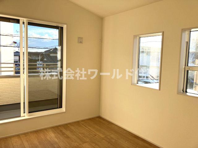 羽村市緑ヶ丘４丁目の洋室