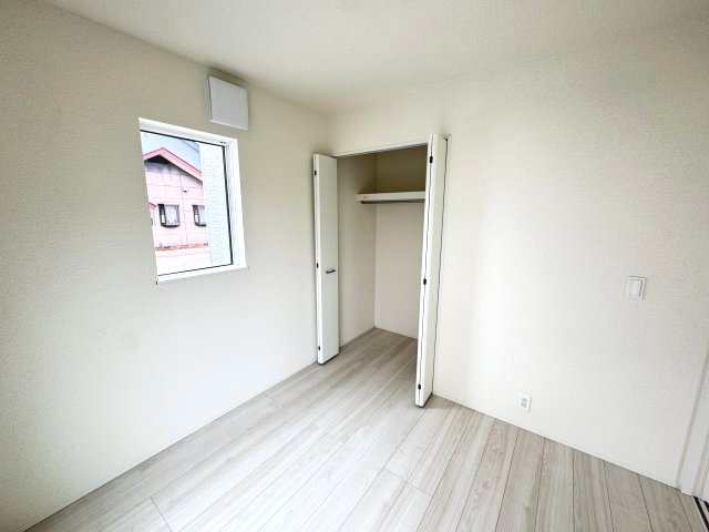 リナージュ前橋市朝倉町3丁目01期　１号棟（平屋）の収納|【イメージ画像】洋室１収納です