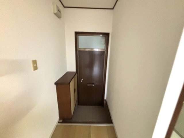 城ノ下ハイツ　Ａ棟の玄関