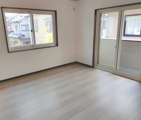 新潟市西蒲区升潟の洋室